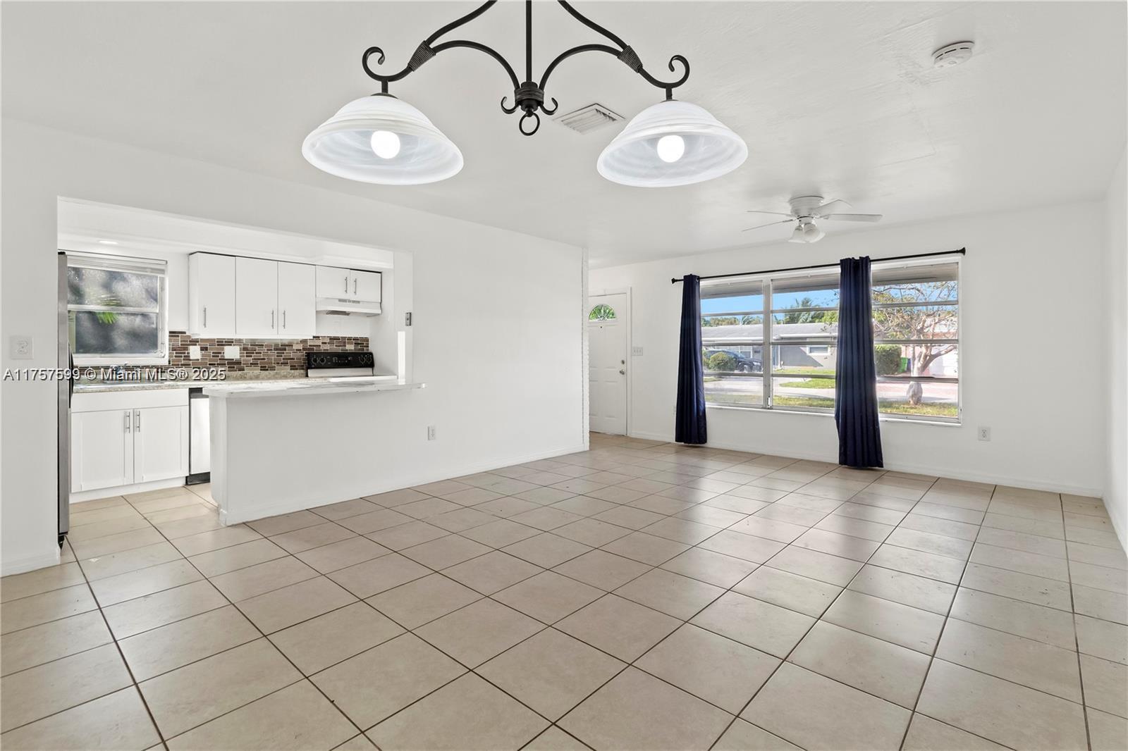 FOURTH ADD TO SUNRISE GOL - Residential Lease