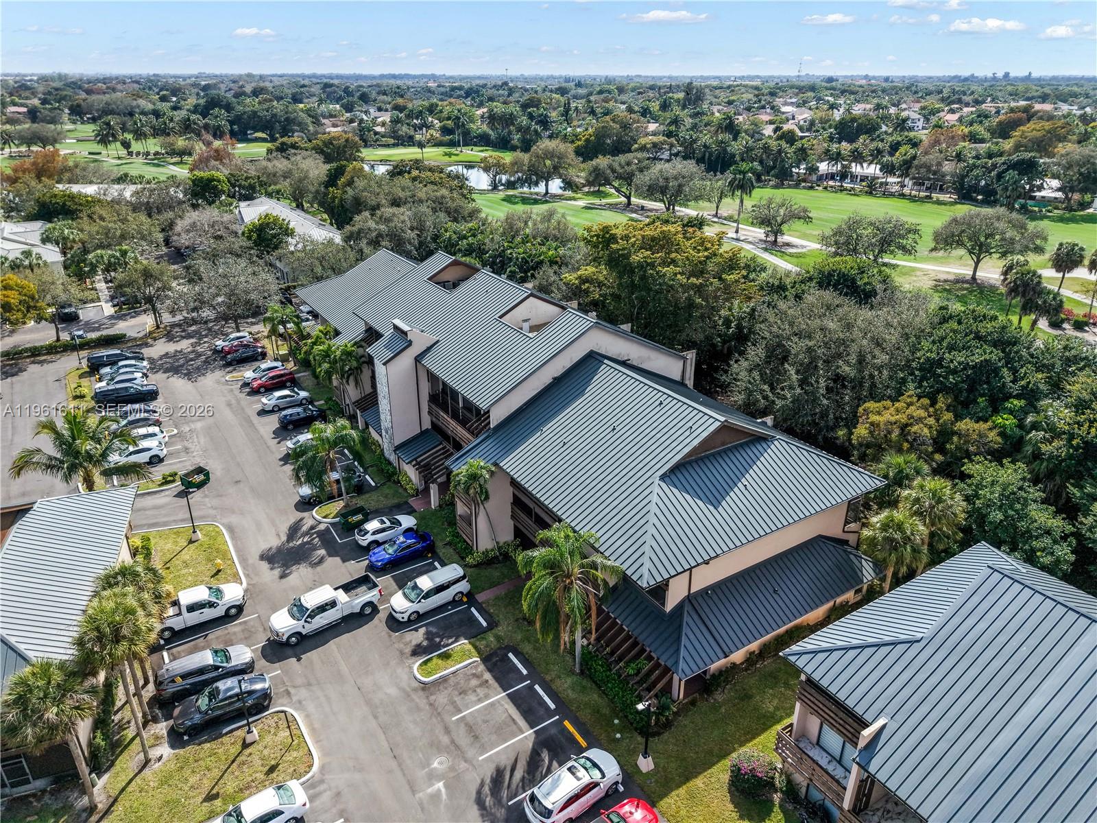 FOUNTAINS OF JACARANDA CO - Residential