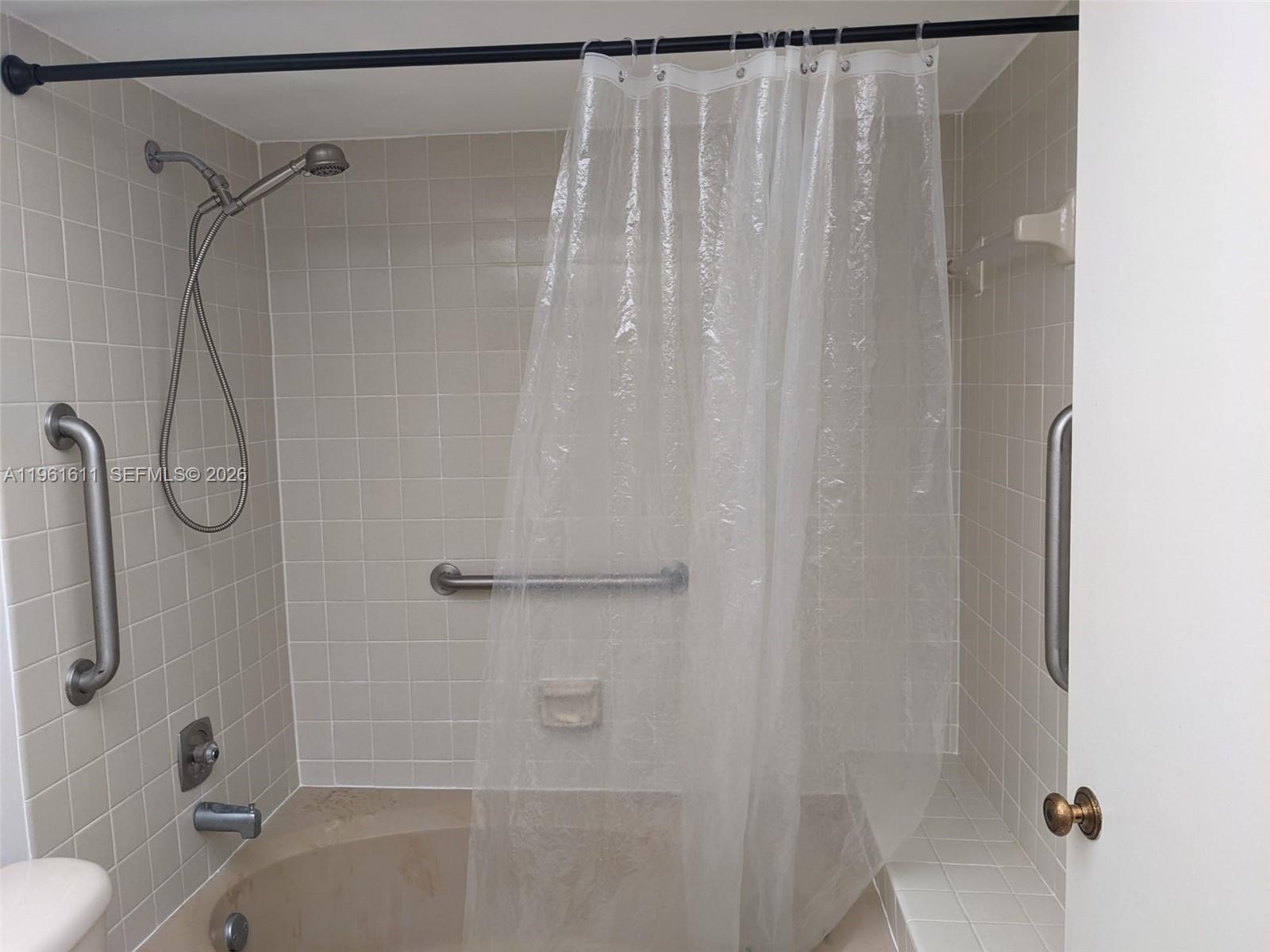 FOUNTAINS OF JACARANDA CO - Residential