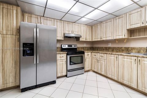 141 SW 96th Ter 204 Plantation FL 33324