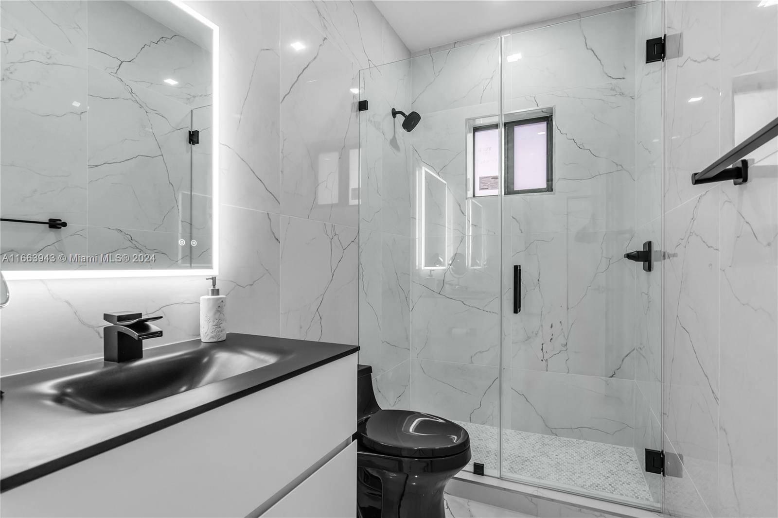 NORTH PALM ESTATES HOMES - Residential