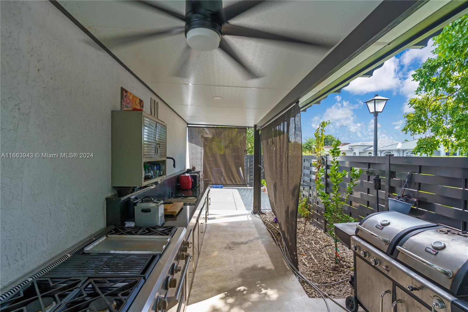 NORTH PALM ESTATES HOMES - Residential