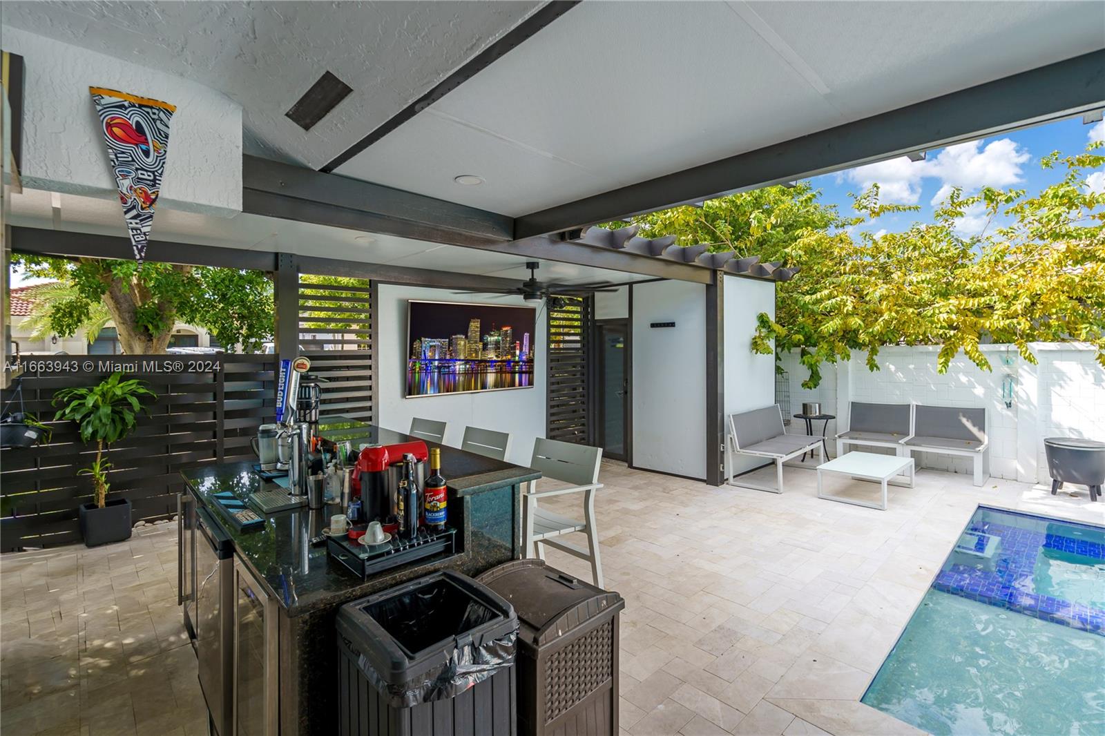 NORTH PALM ESTATES HOMES - Residential