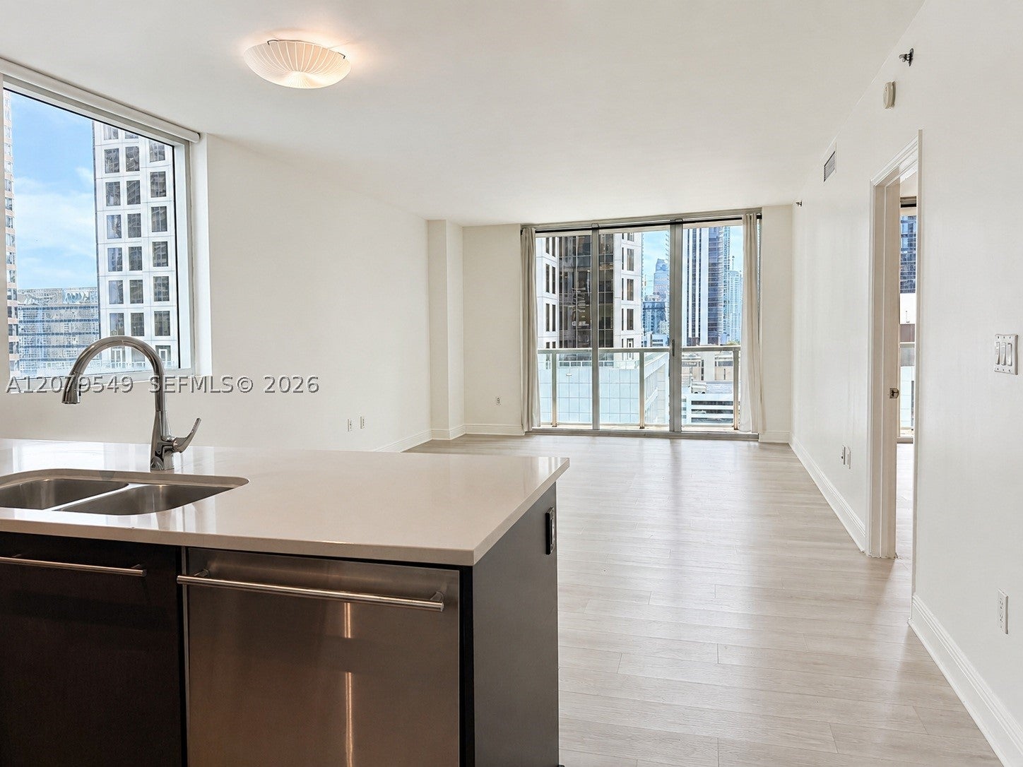 55 SE 6th St 1510