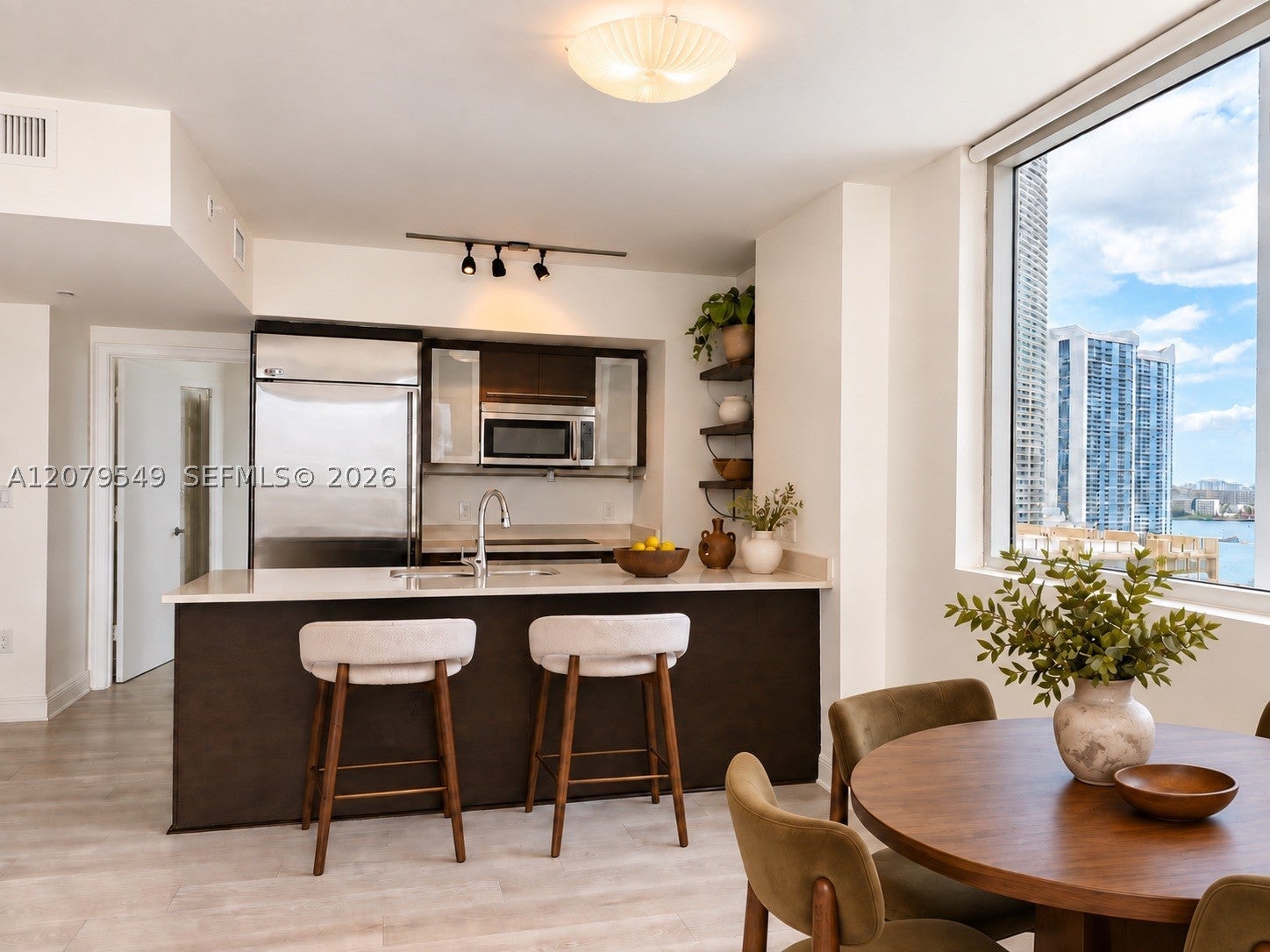 55 SE 6th St 1510