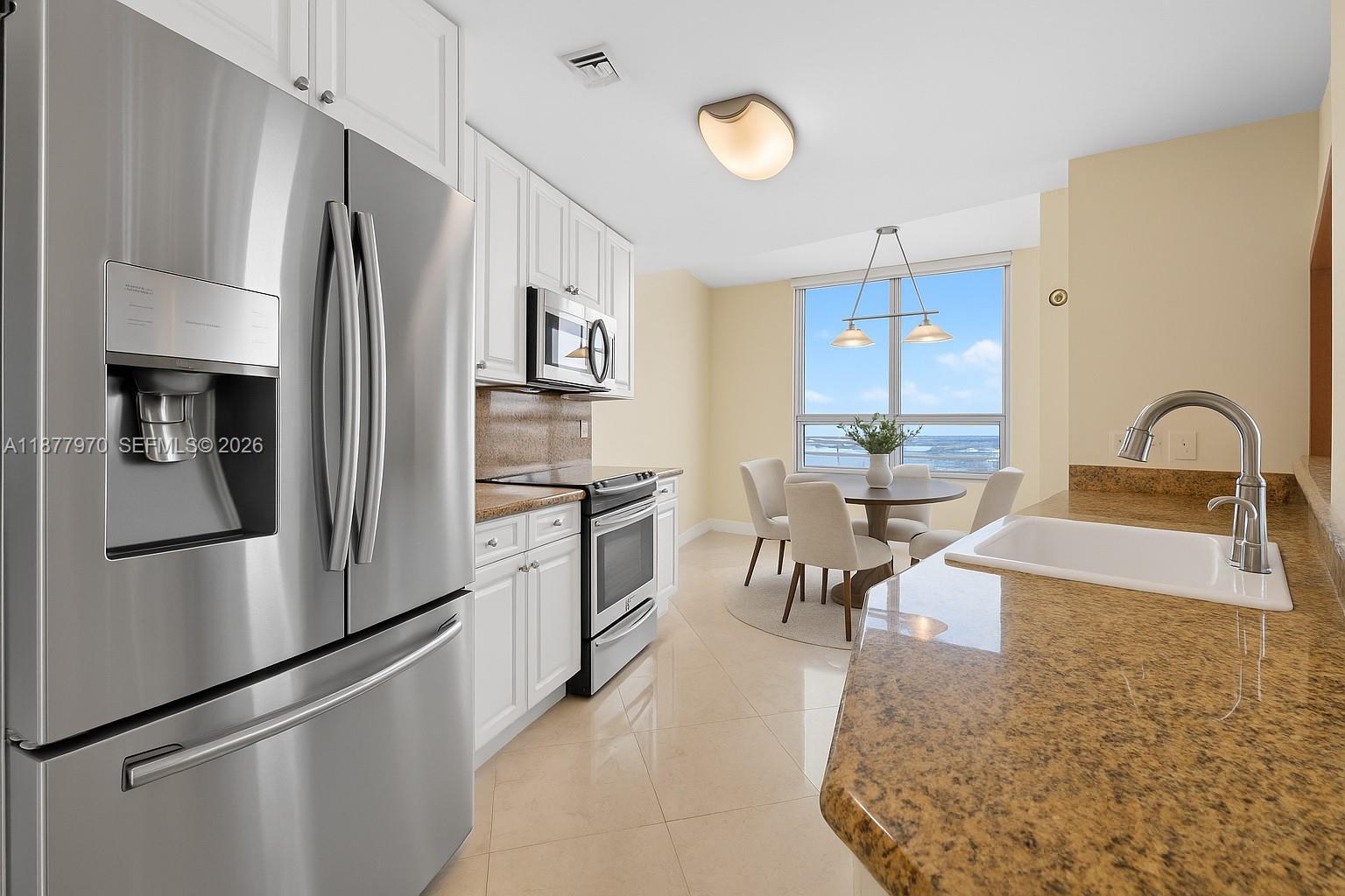 THREE TEQUESTA POINT COND - Residential