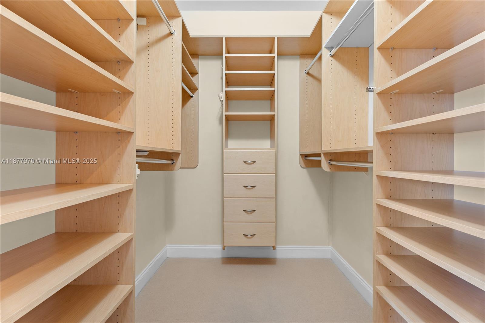 THREE TEQUESTA POINT COND - Residential