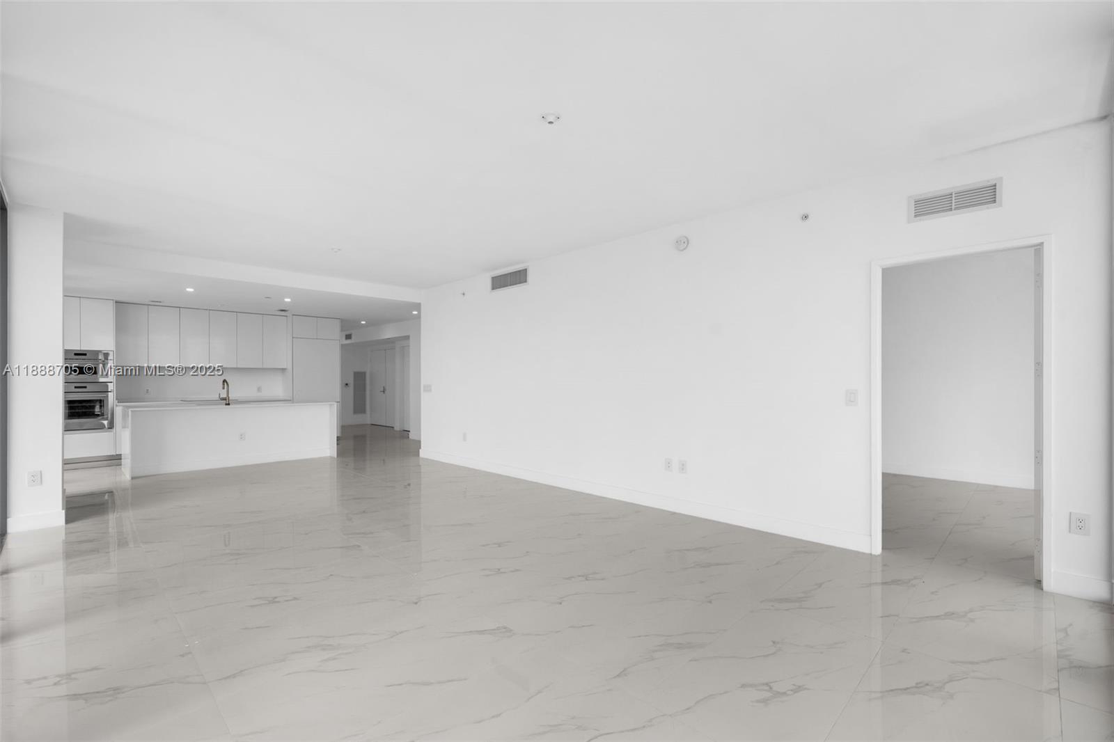ARIA RESERVE SOUTH - Residential Lease