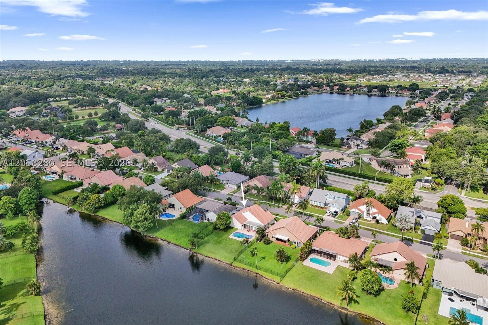1720 W Oak Knoll Cir