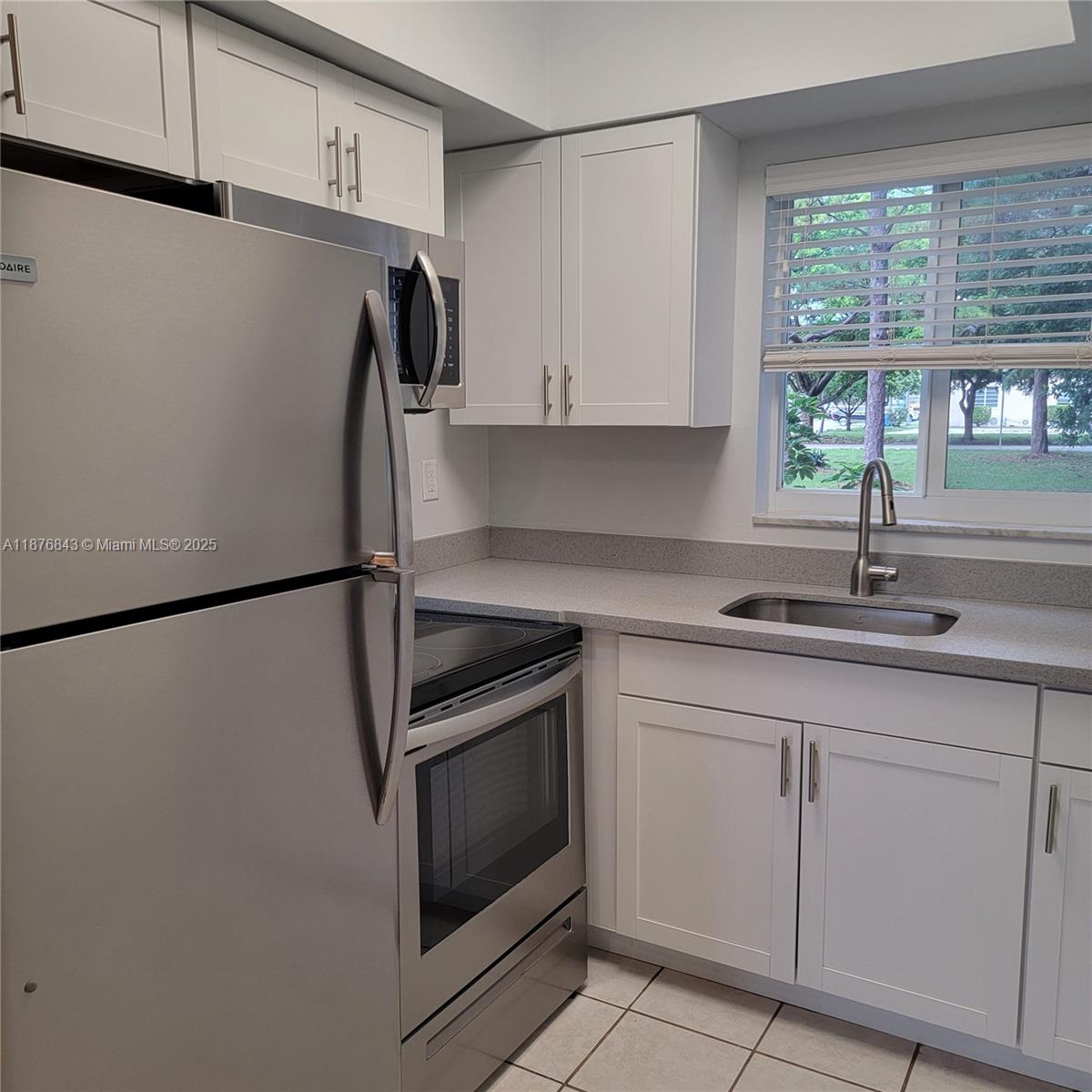 MIDDLE RIVER ESTATES - Residential Lease