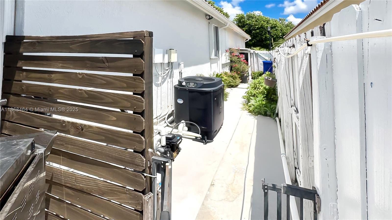 MIRAMAR PATIO HOMES - Residential