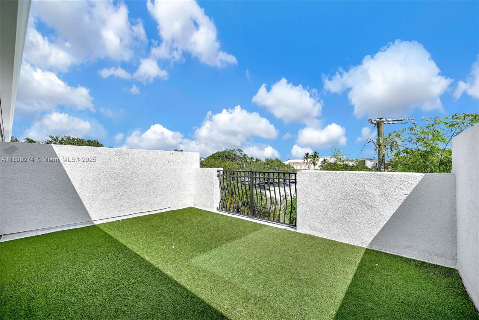 PROGRESSO - Residential Lease