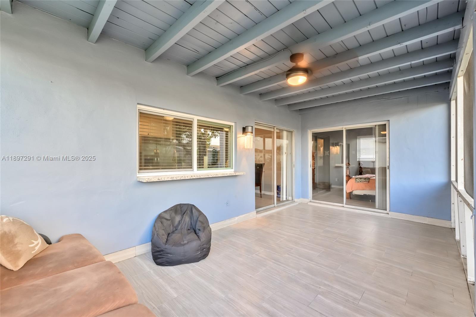 PARADISE GARDENS - Residential