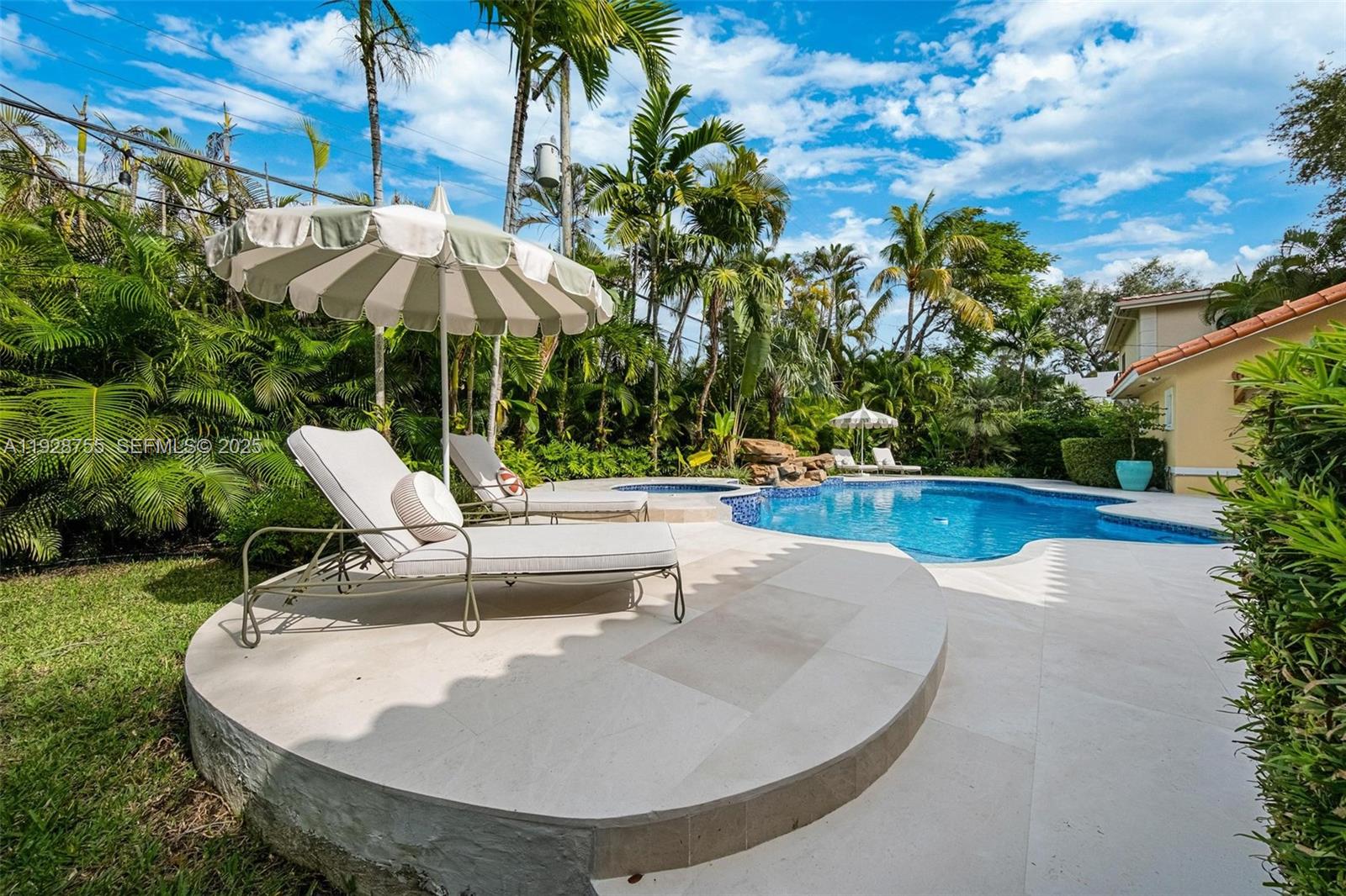 CORAL GABLES SEC A - Residential Lease