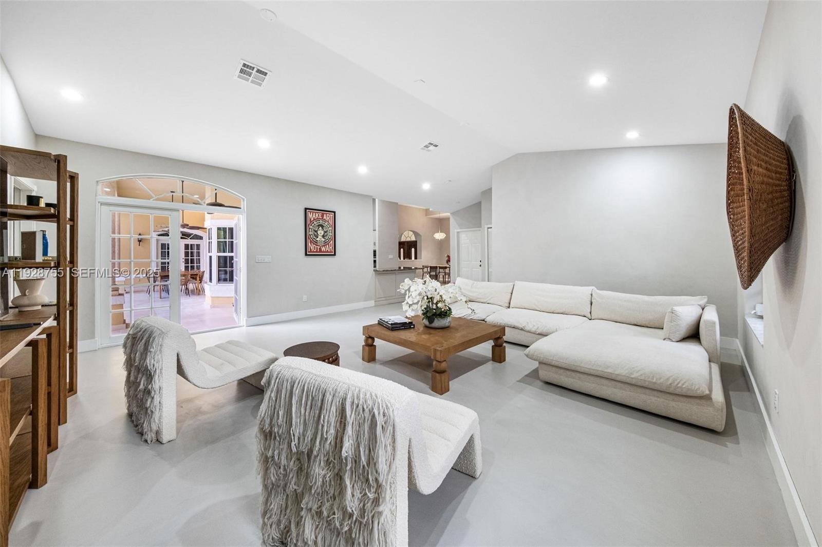 CORAL GABLES SEC A - Residential Lease