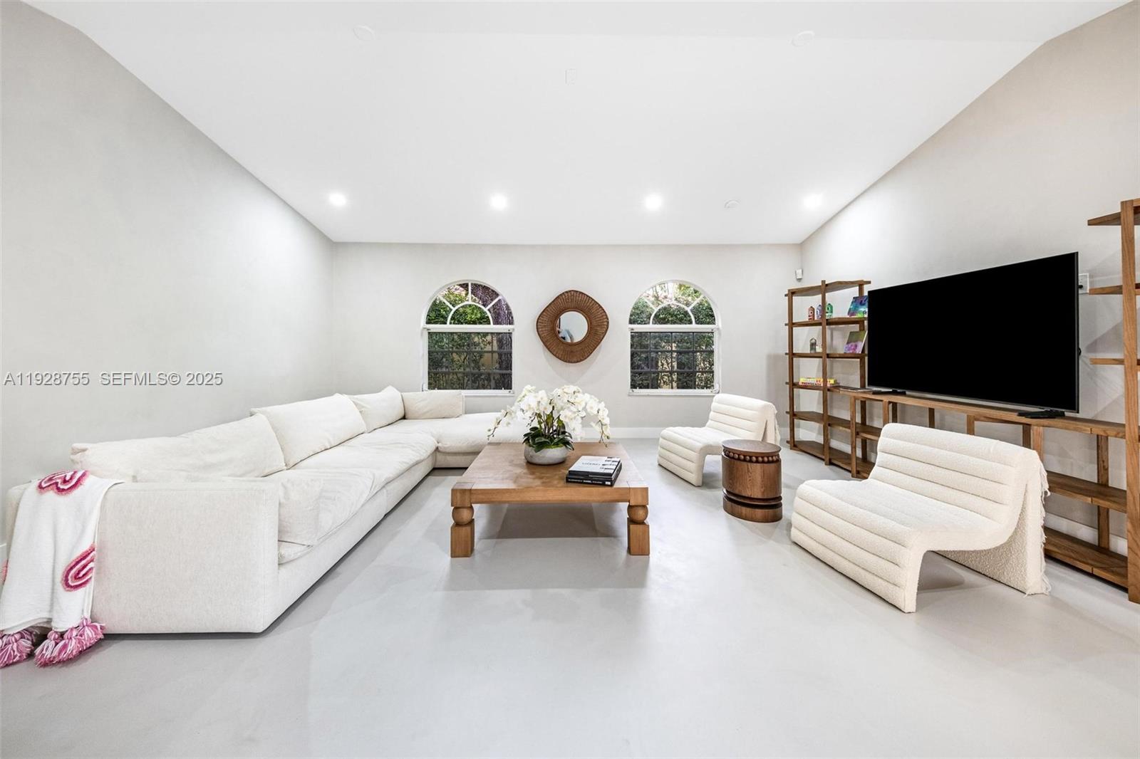 CORAL GABLES SEC A - Residential Lease