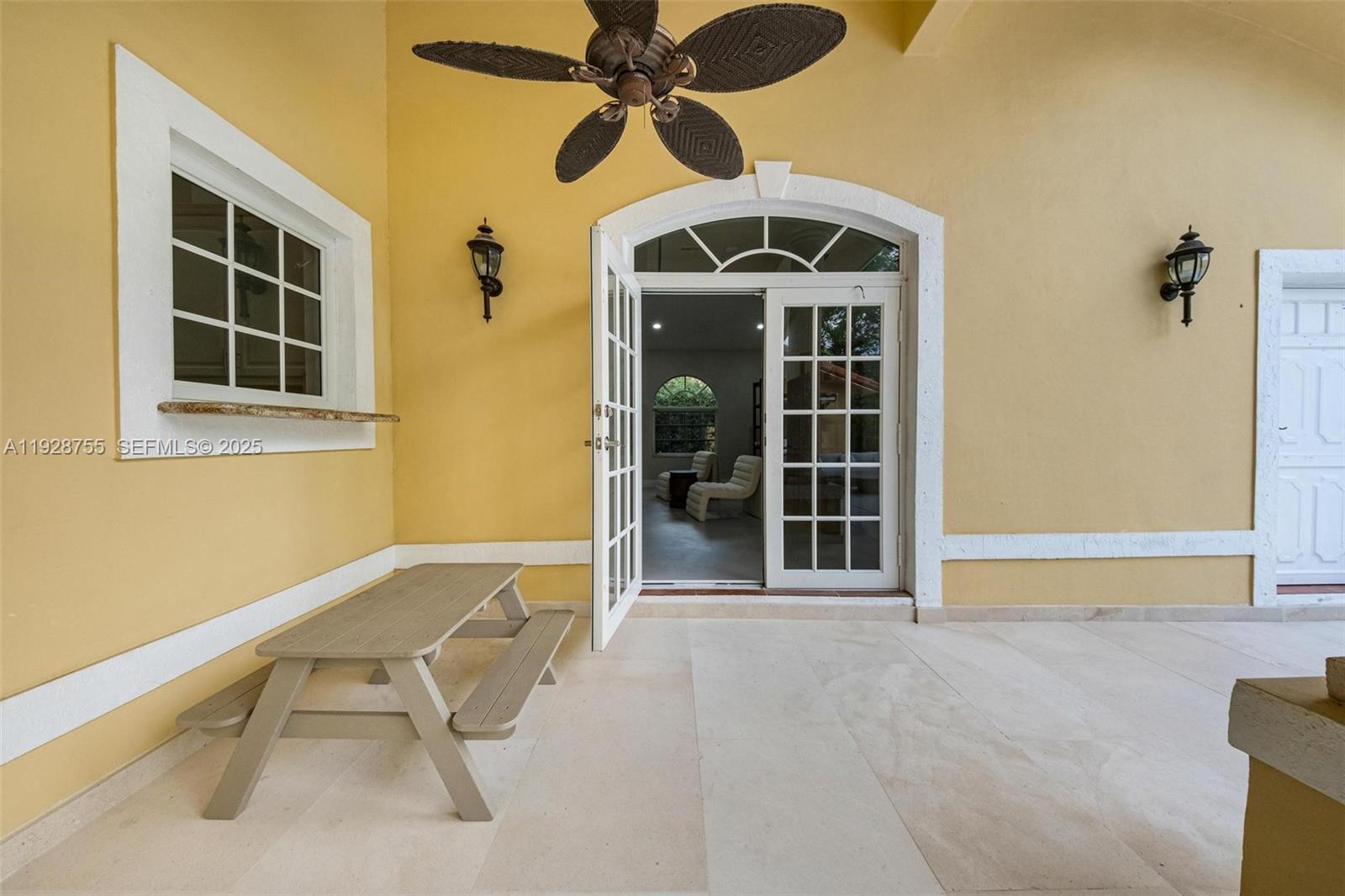 CORAL GABLES SEC A - Residential Lease