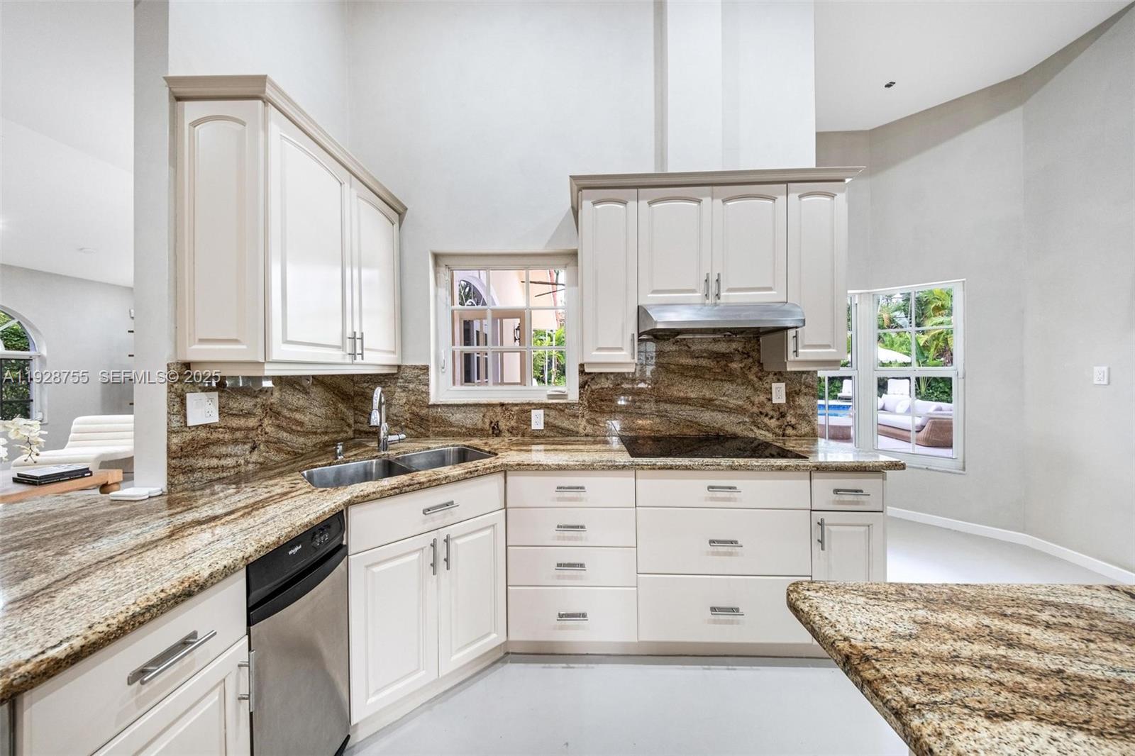 CORAL GABLES SEC A - Residential Lease