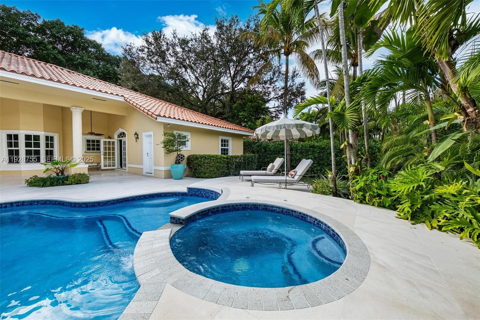 CORAL GABLES SEC A - Residential Lease