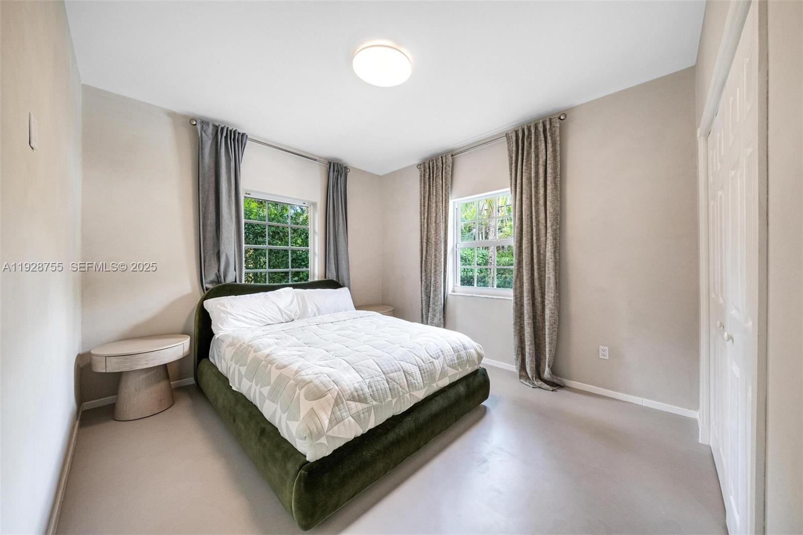 CORAL GABLES SEC A - Residential Lease