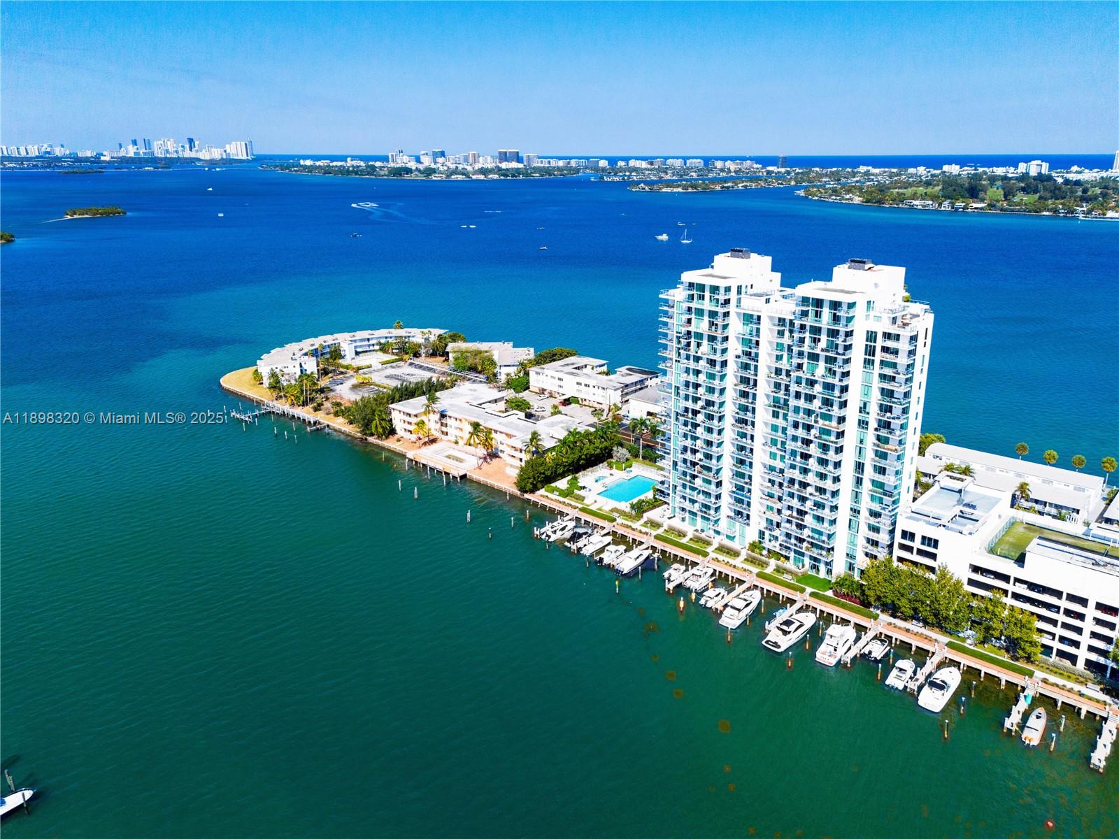 Eloquence On The Bay - Residential