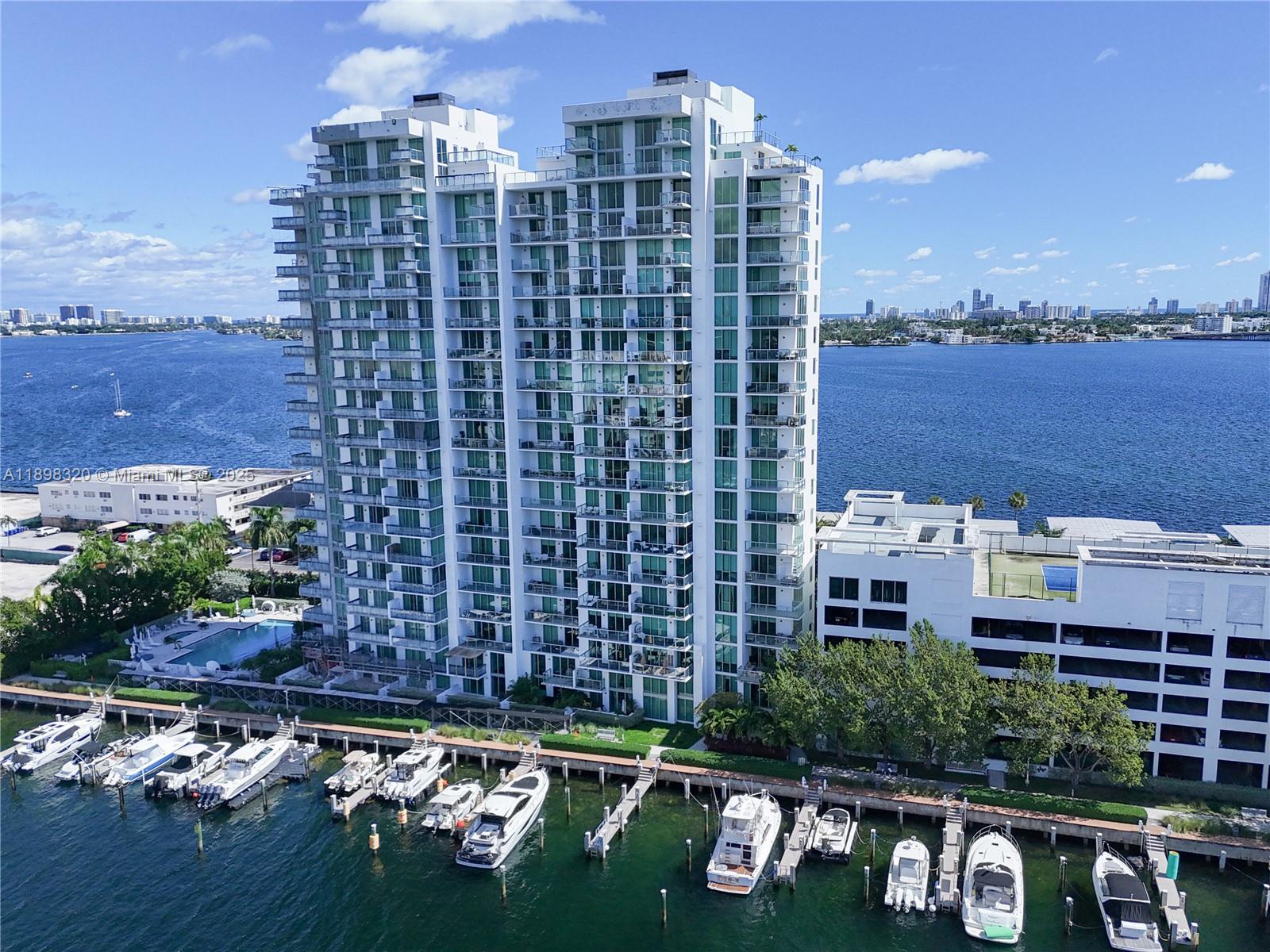 Eloquence On The Bay - Residential