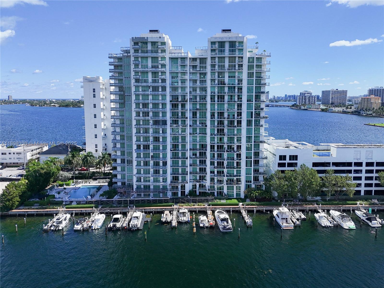 Eloquence On The Bay - Residential