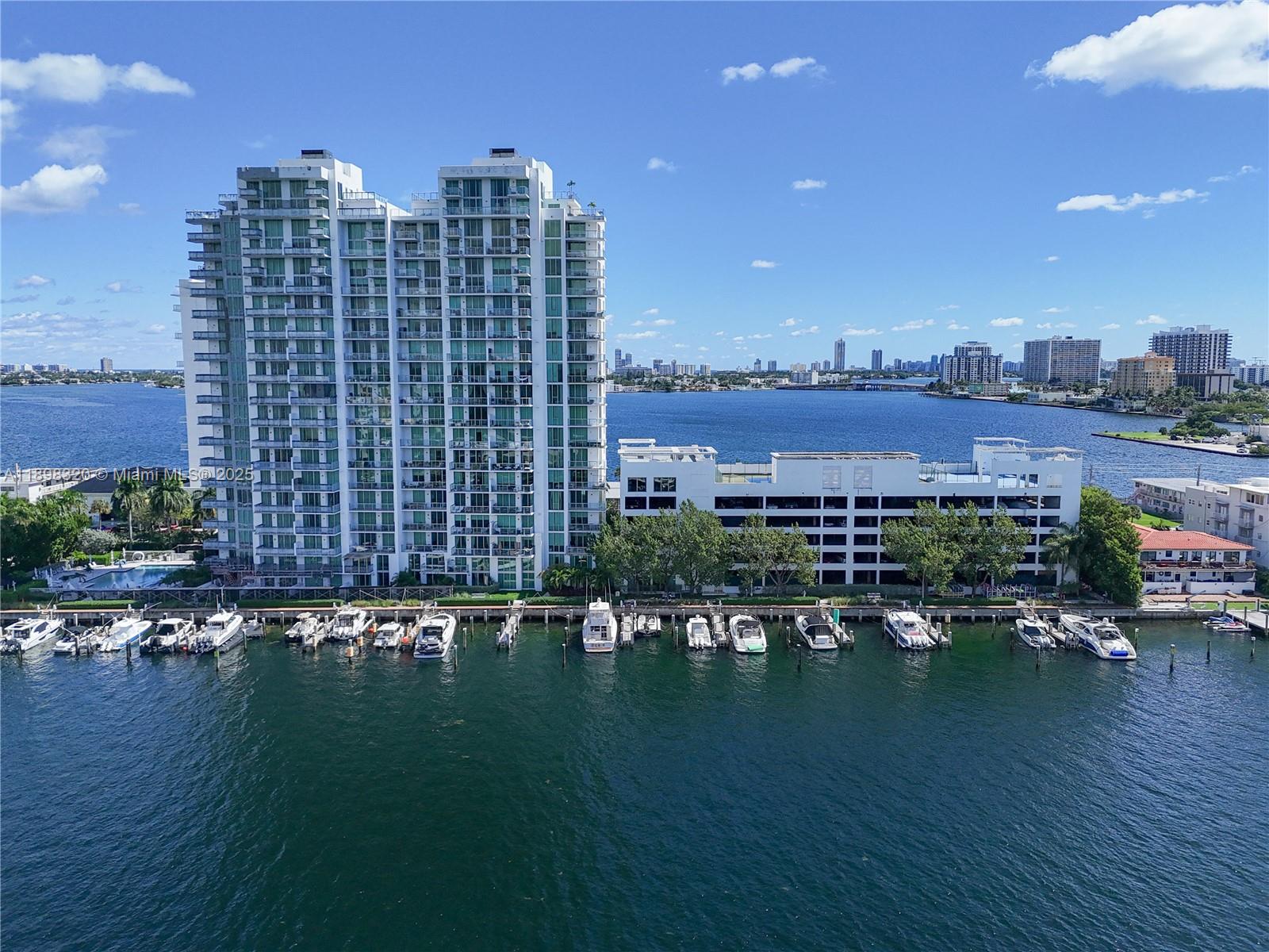 Eloquence On The Bay - Residential