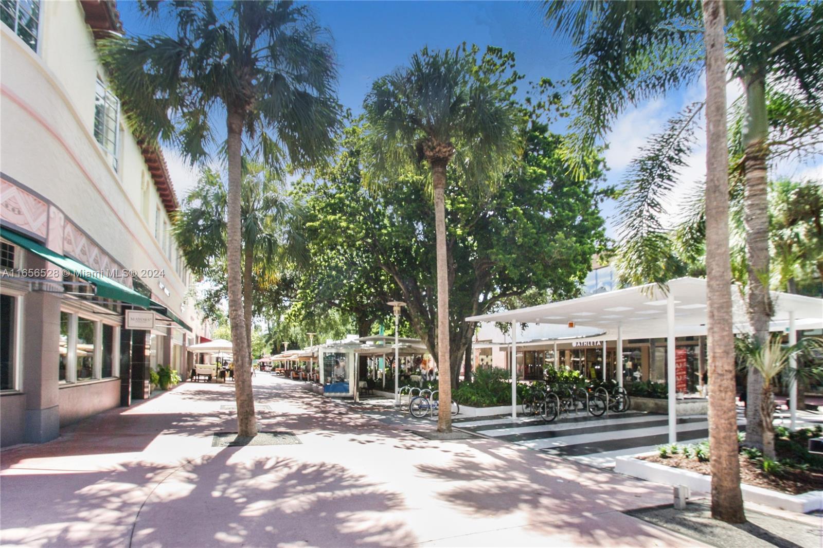 LINCOLN WEST GARDENS COND - Residential Lease
