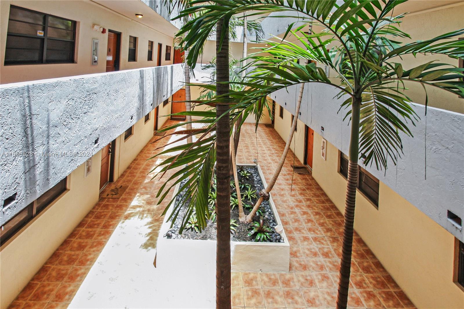 LINCOLN WEST GARDENS COND - Residential Lease