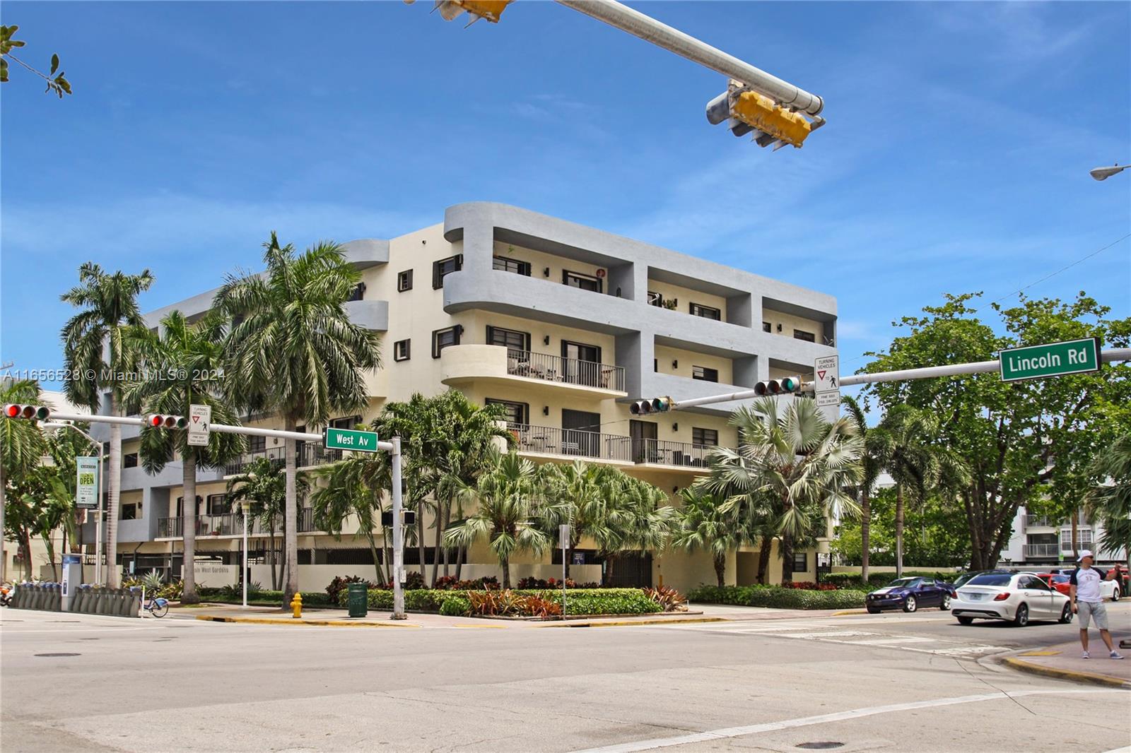 LINCOLN WEST GARDENS COND - Residential Lease