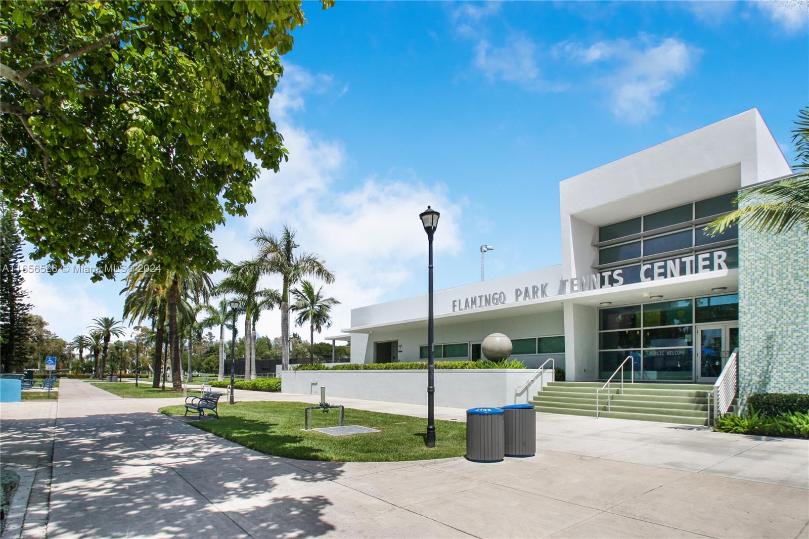LINCOLN WEST GARDENS COND - Residential Lease