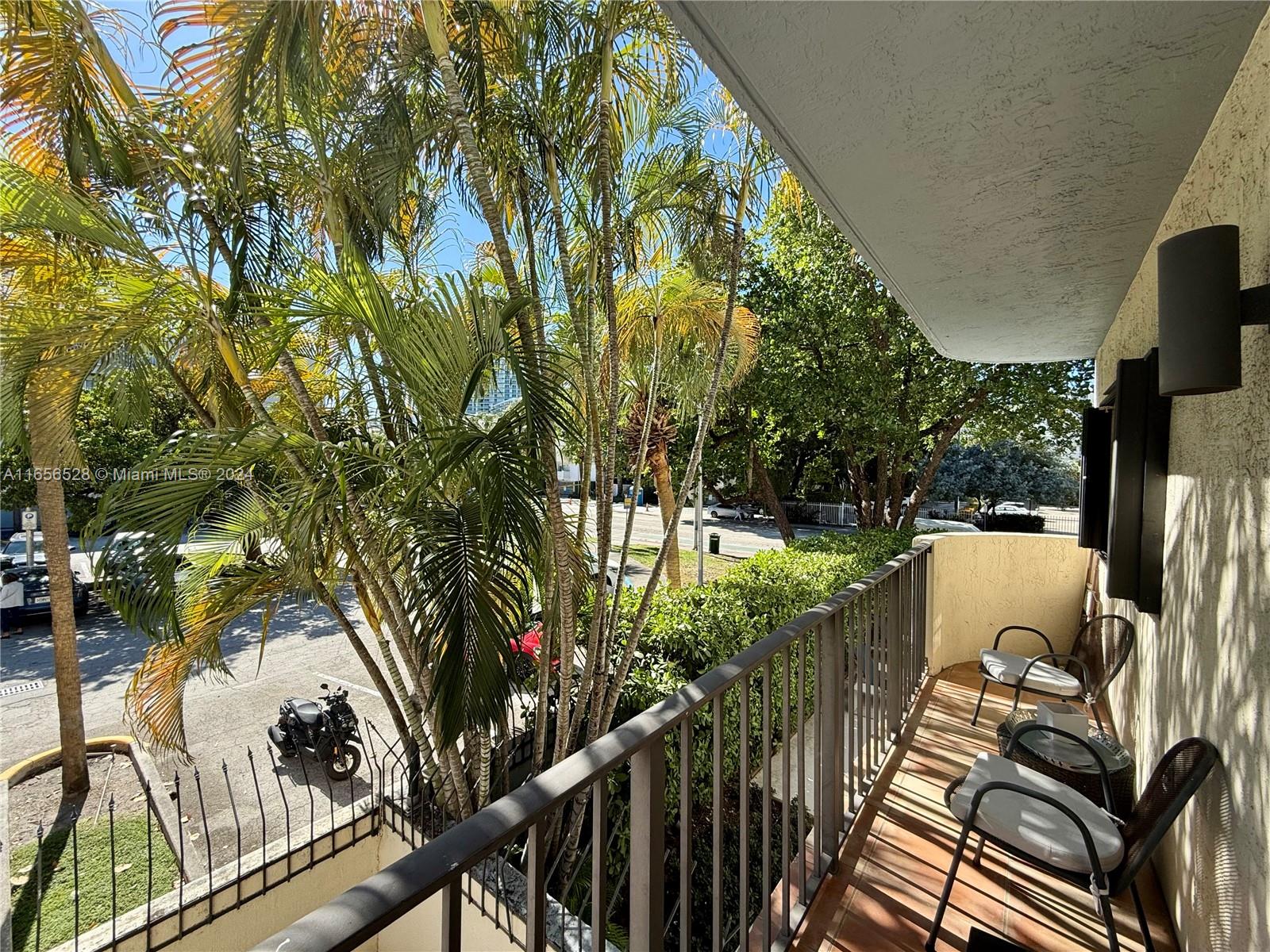 LINCOLN WEST GARDENS COND - Residential Lease