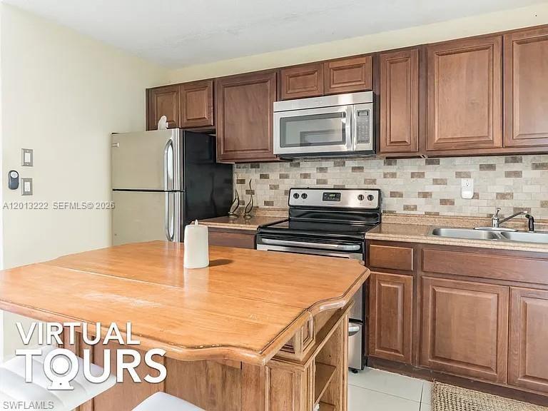 MAINLANDS OF TAMARAC LAKE - Residential