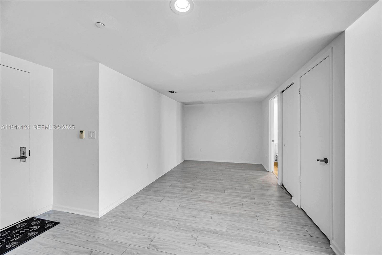 ICON BRICKELL NO TWO - Residential