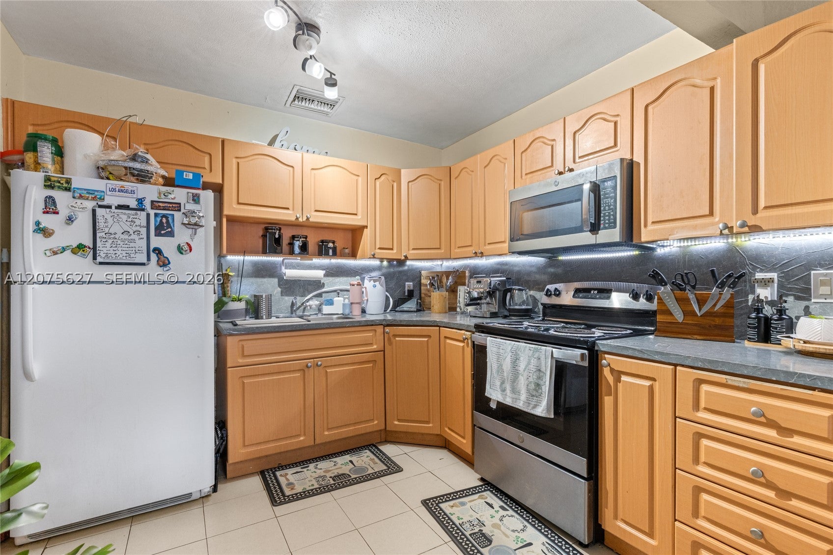 755 Harem Ave, Opa Locka FL 33054
