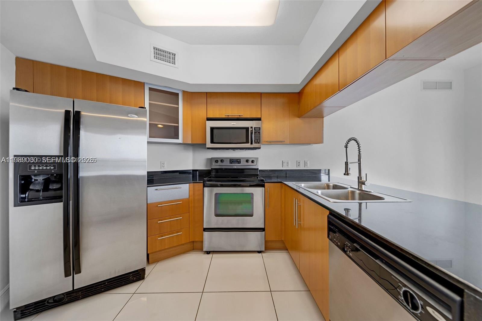 OPERA TOWER CONDO - Residential Lease