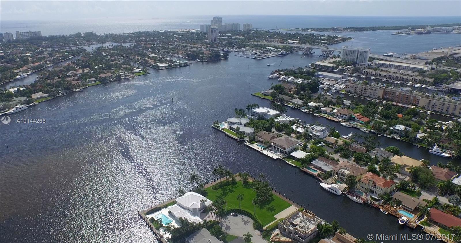 LAUDERDALE HARBORS - Land