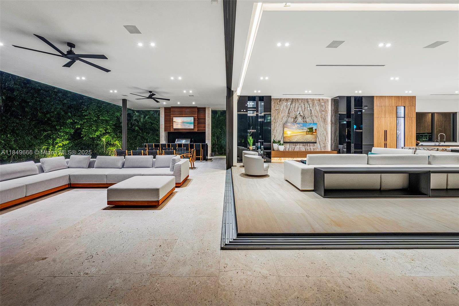 SNAPPER CREEK LAKES SUB - Residential