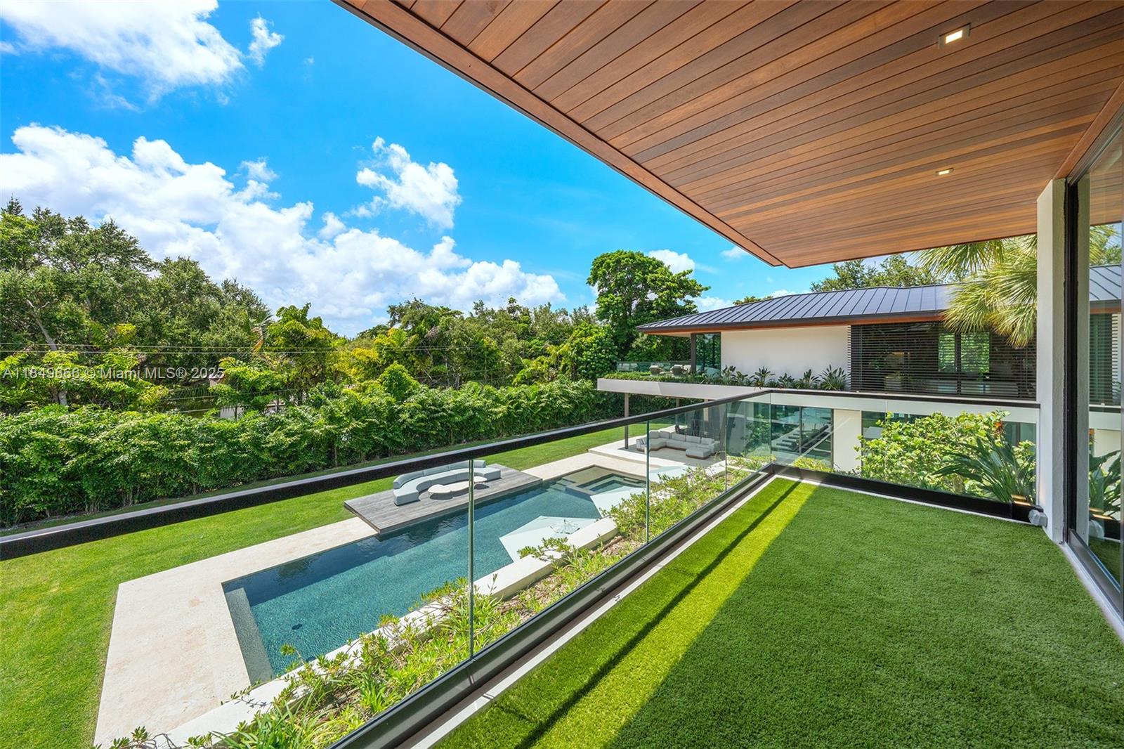 SNAPPER CREEK LAKES SUB - Residential