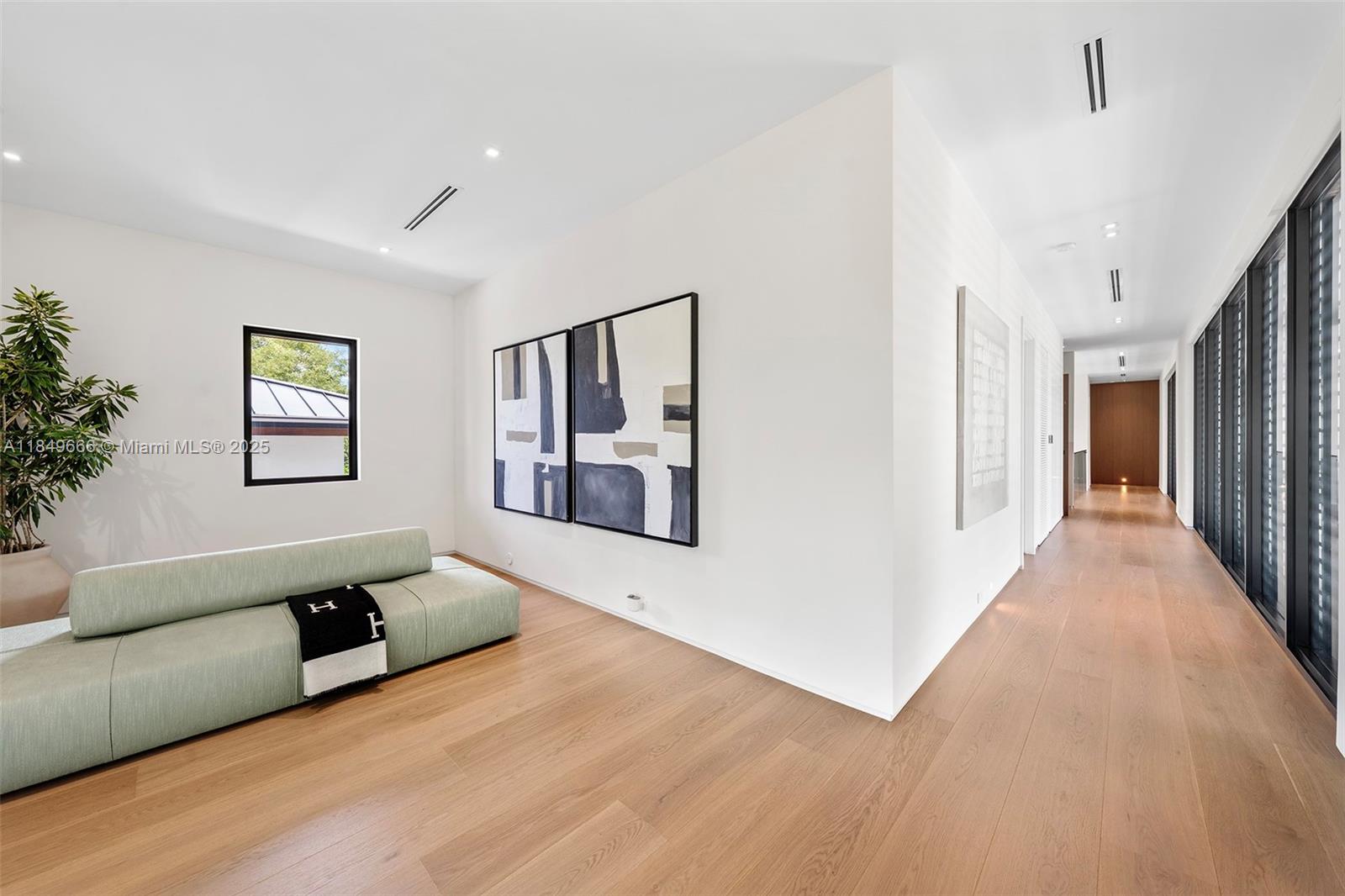 SNAPPER CREEK LAKES SUB - Residential