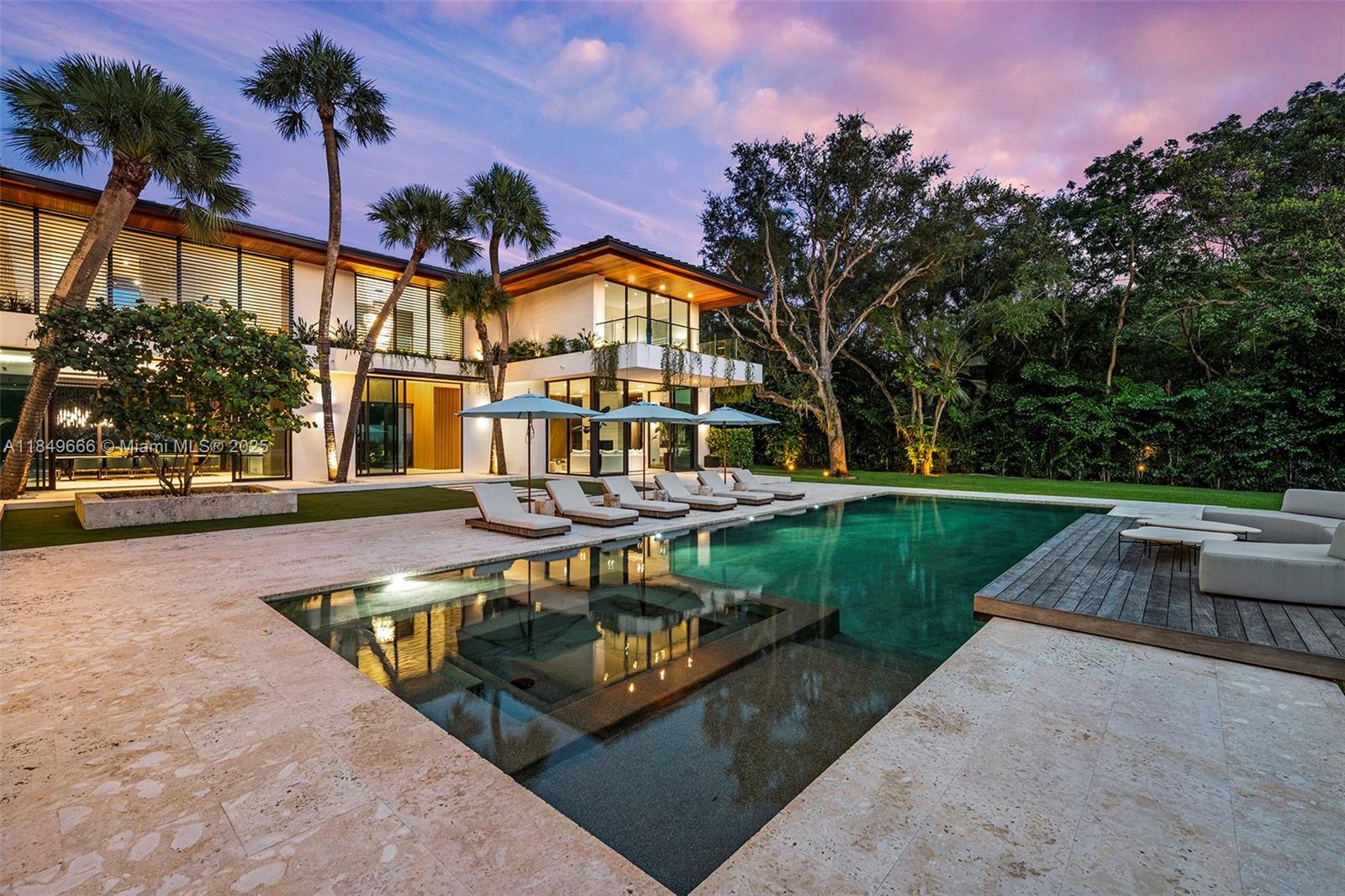SNAPPER CREEK LAKES SUB - Residential
