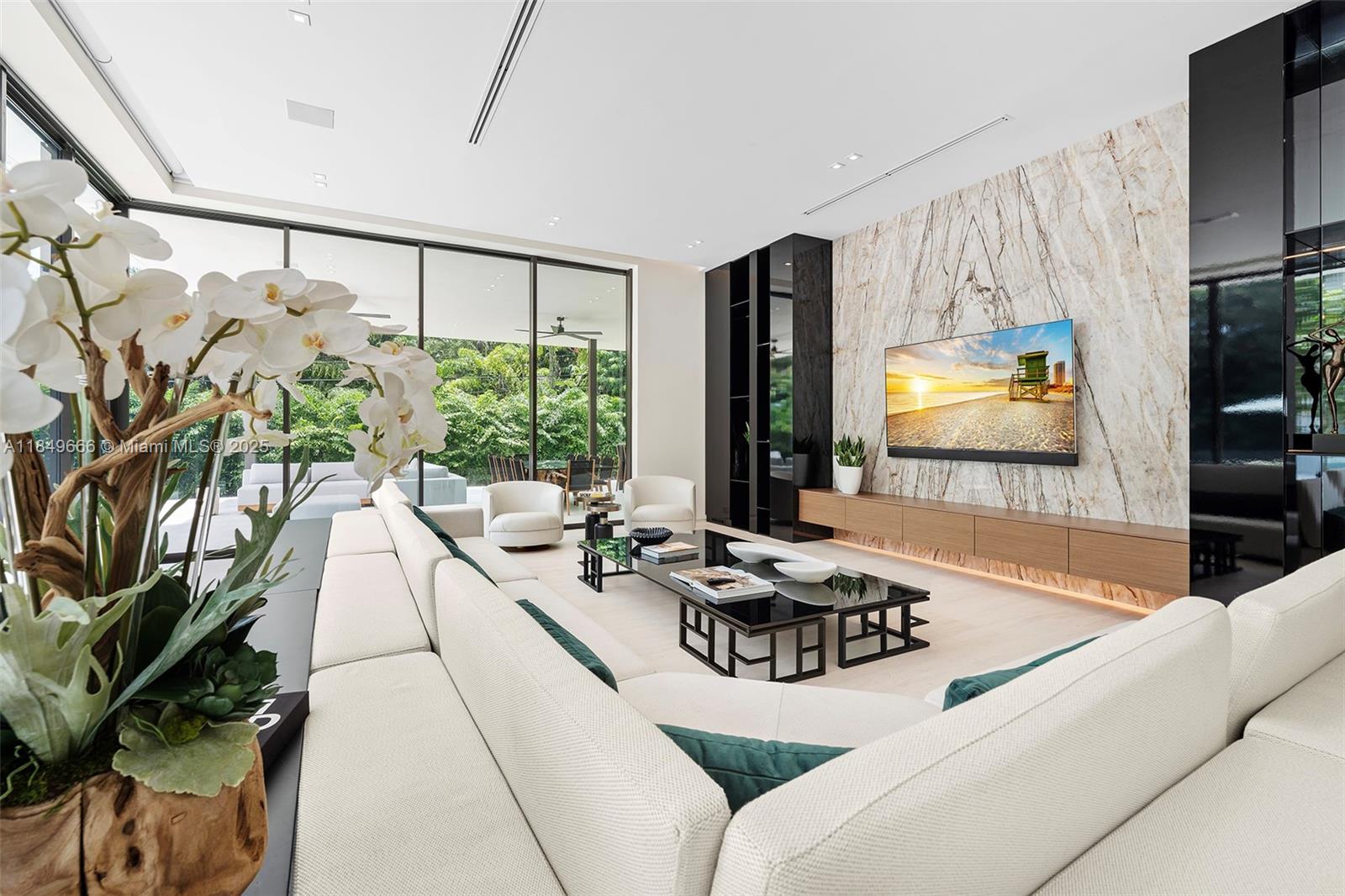 SNAPPER CREEK LAKES SUB - Residential