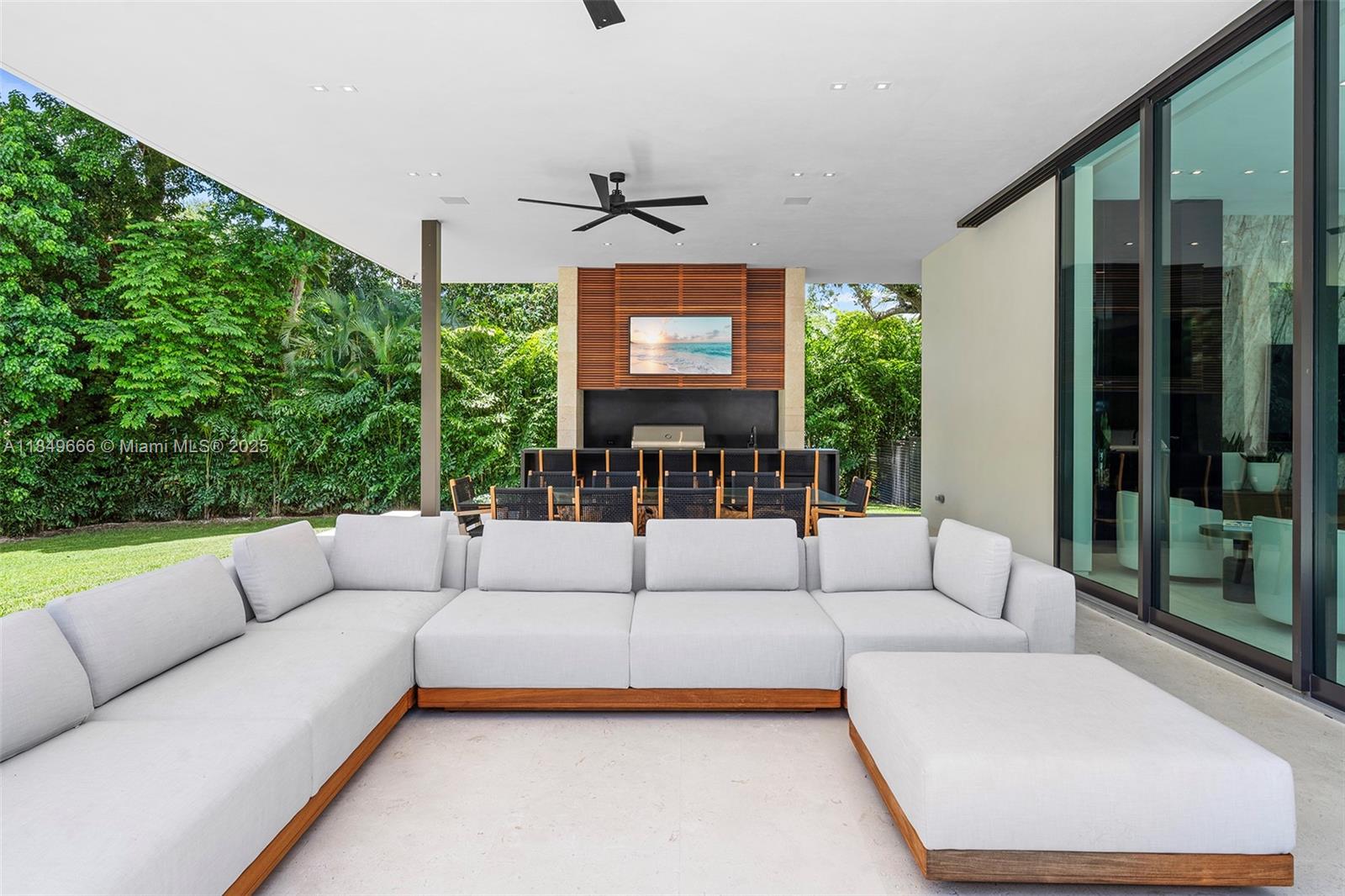 SNAPPER CREEK LAKES SUB - Residential