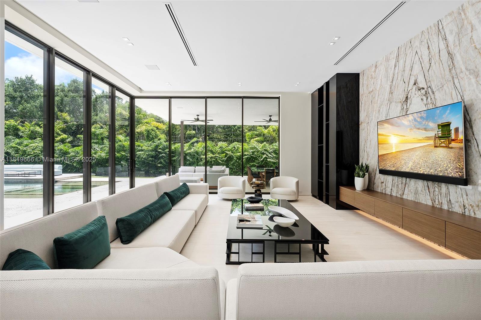 SNAPPER CREEK LAKES SUB - Residential