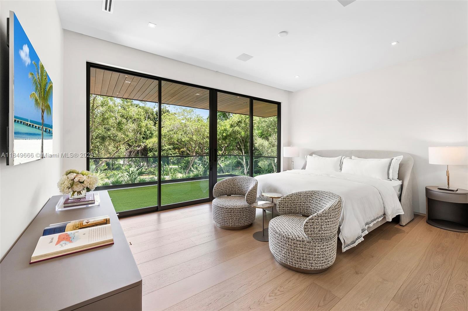SNAPPER CREEK LAKES SUB - Residential
