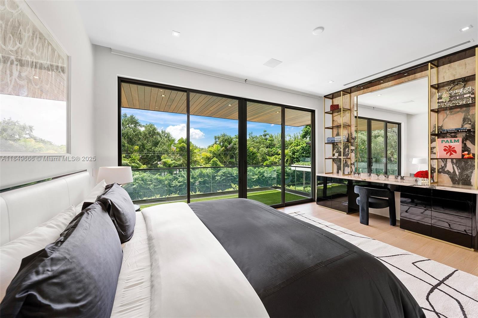 SNAPPER CREEK LAKES SUB - Residential