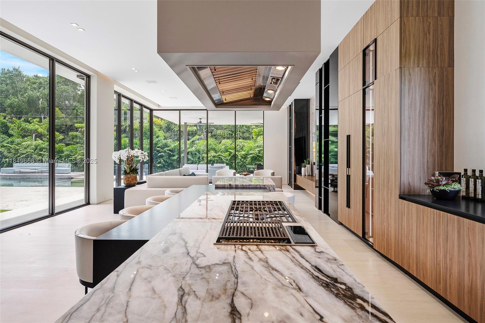 SNAPPER CREEK LAKES SUB - Residential