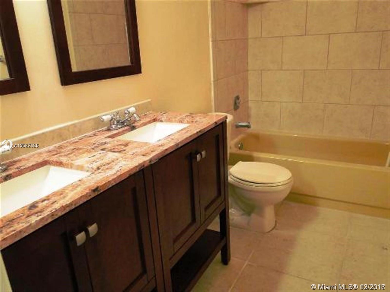 DEVON-AIRE VILLAS SEC 4 - Residential Lease