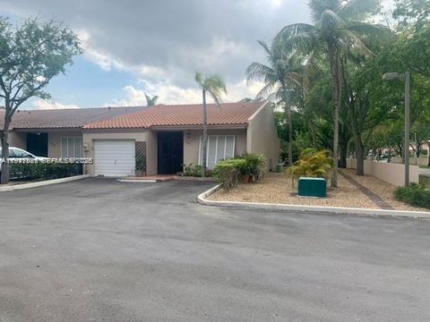 14803 Breckness Pl 14803 Miami Lakes FL 33016